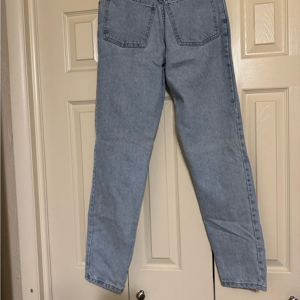 GAP Women's Mid Rise Straight Leg Light Wash Jeans, 90’s, Y2K - Picture 6 of 6